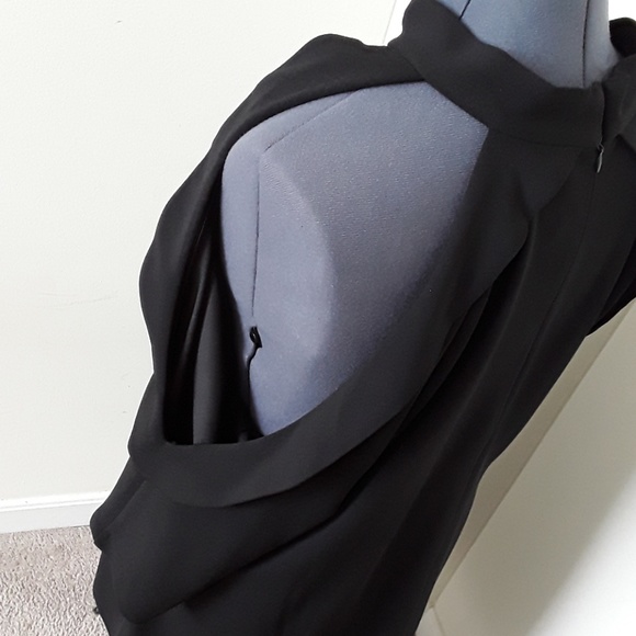 Bebe black cold shoulder dress - Picture 4 of 7